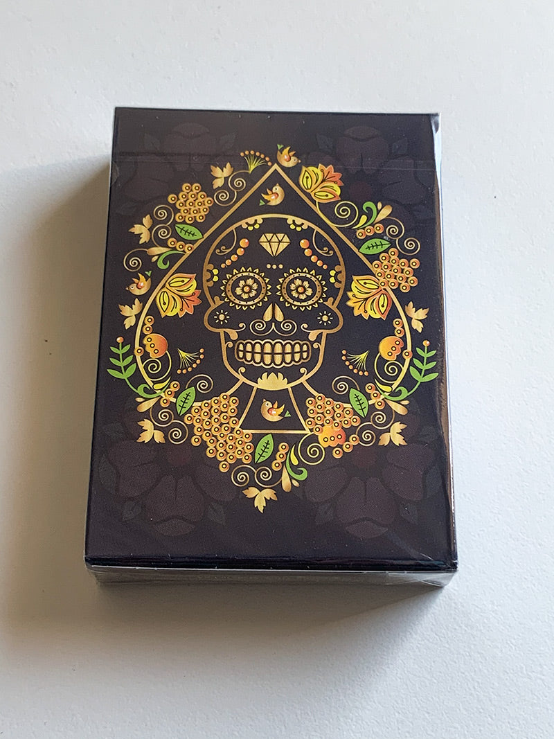 Calaveras de Azúcar Black (minor tuck damage)