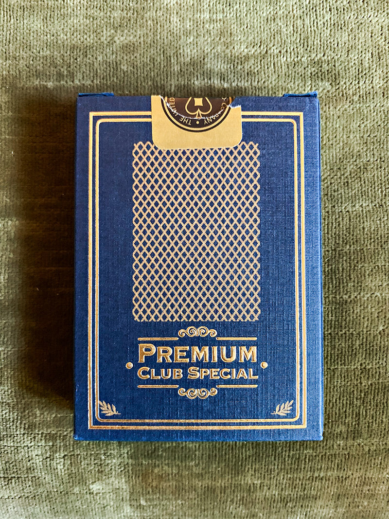 Bee Premium Club Special (opened)