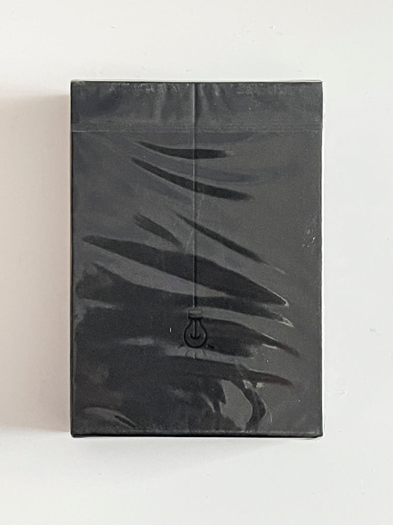 Icon Black Deluxe (minor tuck damage)