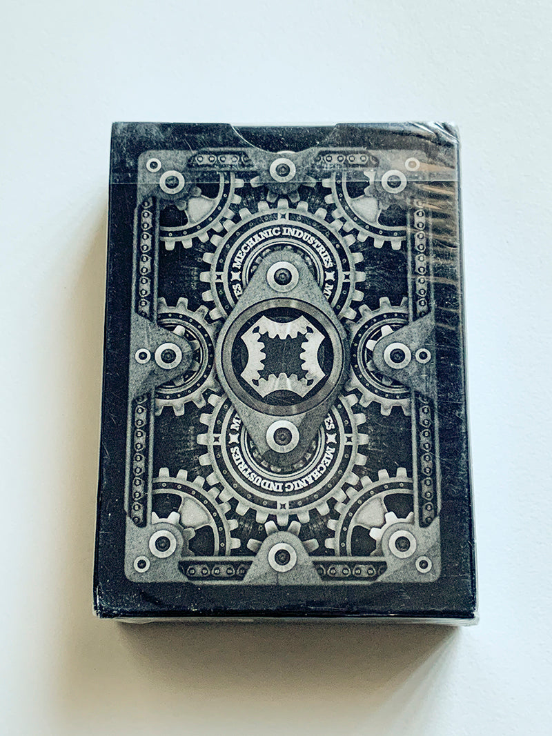 Mechanic Deck VR2 (minor tuck damage)