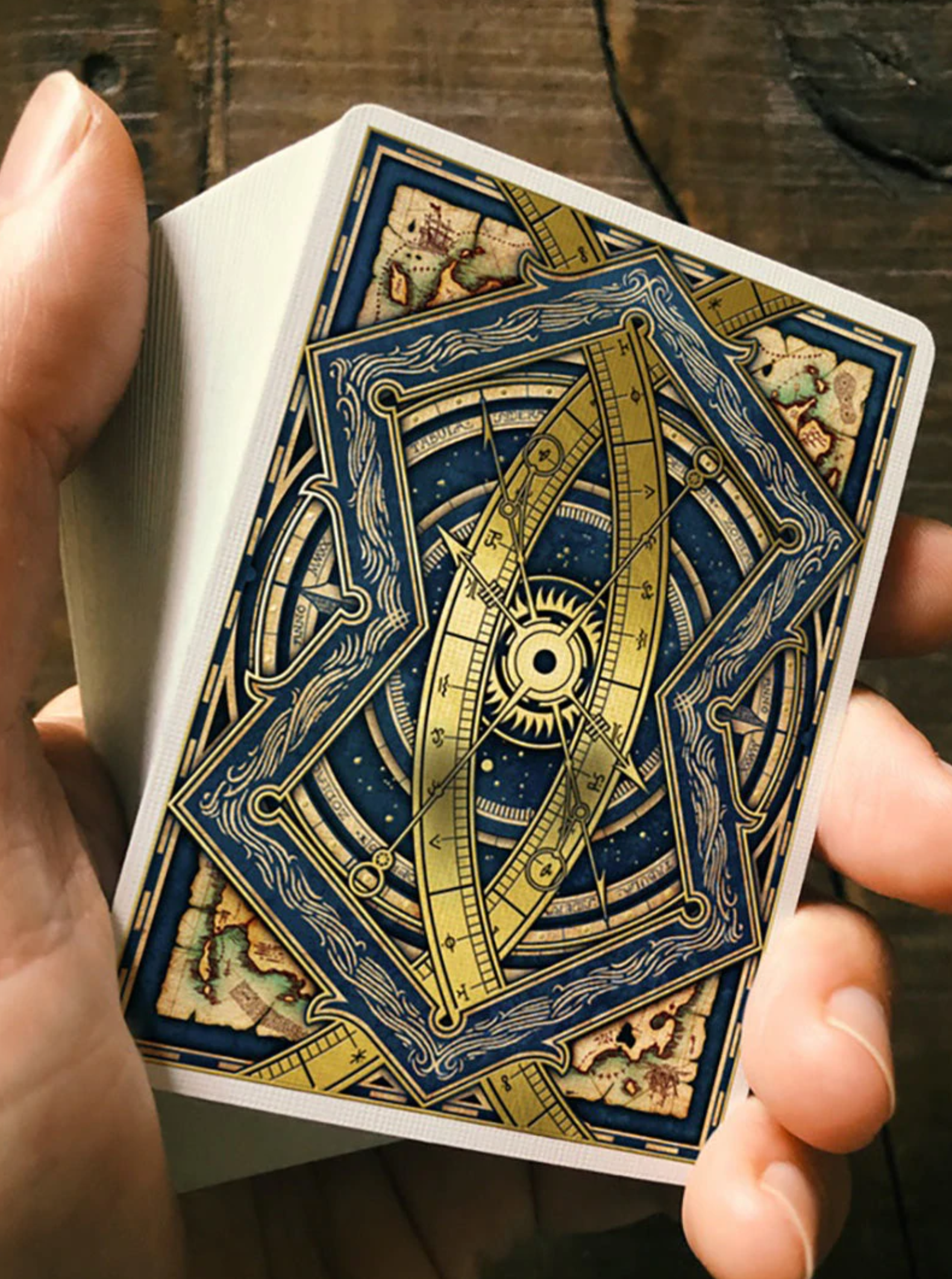 The Eye of the Ocean 6 Deck Gilded Set w Wooden Box