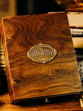 The Illusionist Deluxe Walnut Boxset (Gilded) (only 300 made)